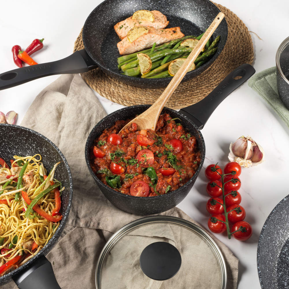 Salter BW05751S2EU7 Megastone 3-Piece Saucepan Set