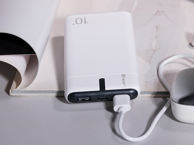 Tracer 47515 EnerGo 10000mAh Power Bank white/black