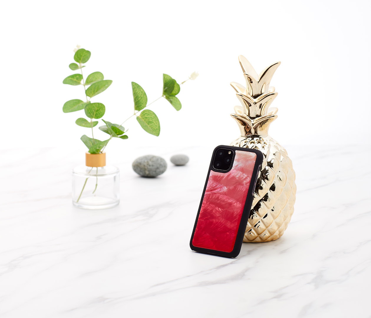 iKins SmartPhone case iPhone 11 Pro pink lake black