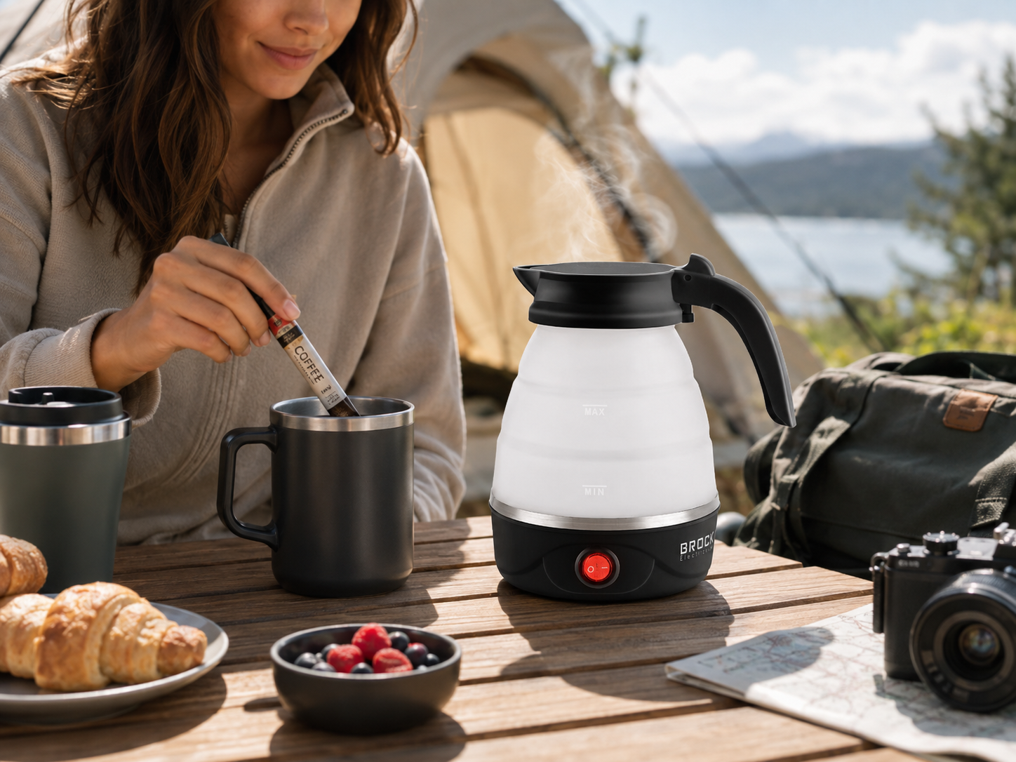 Brock WK 0904 BK Foldable Travel Kettle 0,5L 500W, Black/White